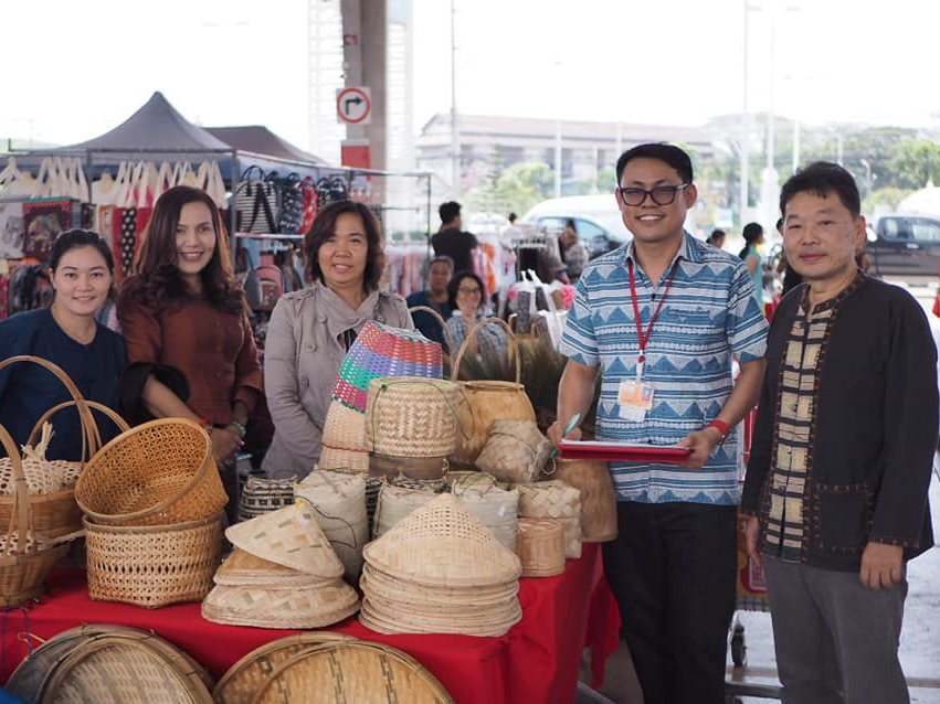 ตลาดนัดประชารัฐพะเยา
