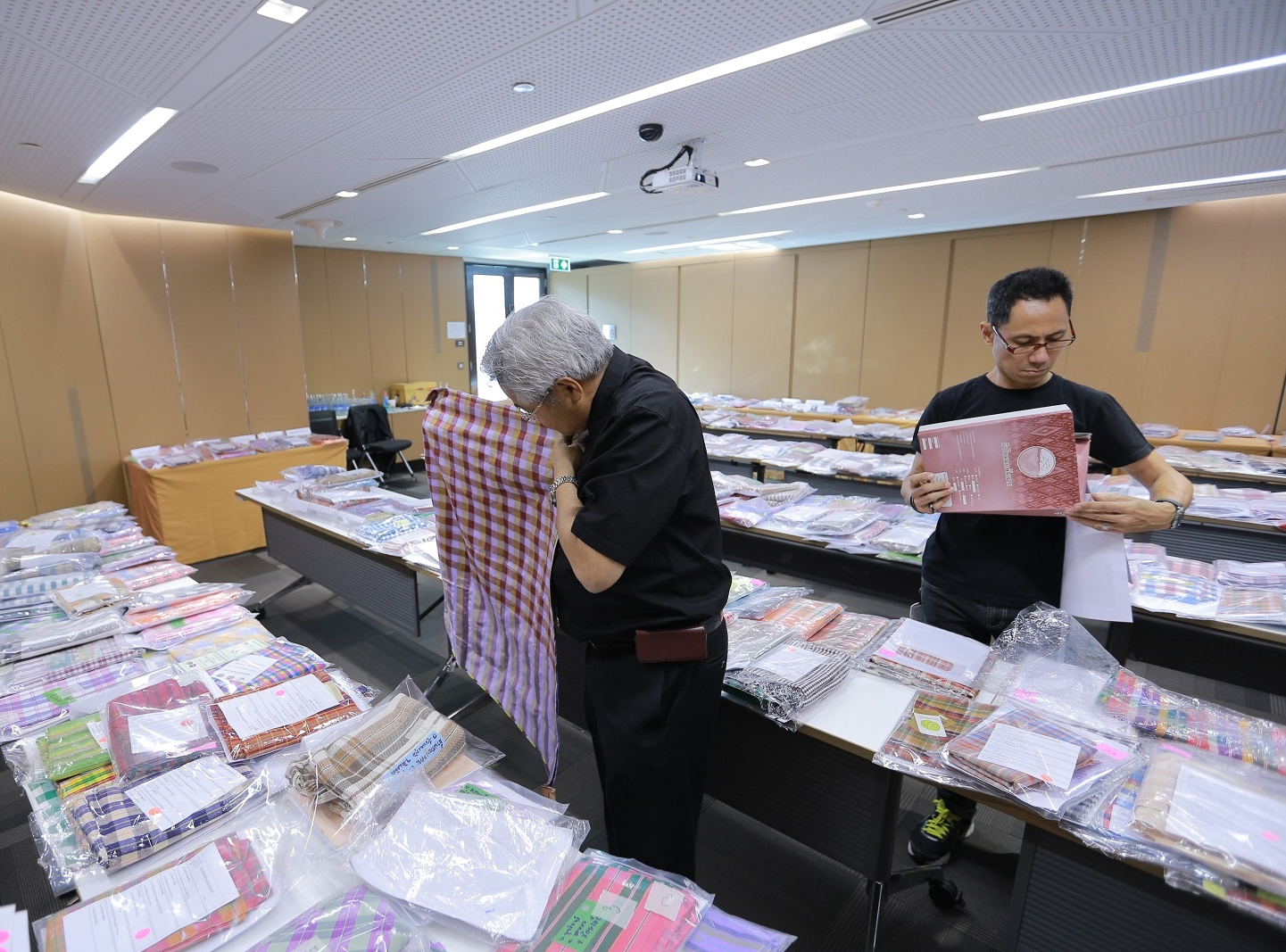 โครงการผ้าขาวม้าท้องถิ่นหัตถศิลป์ไทย