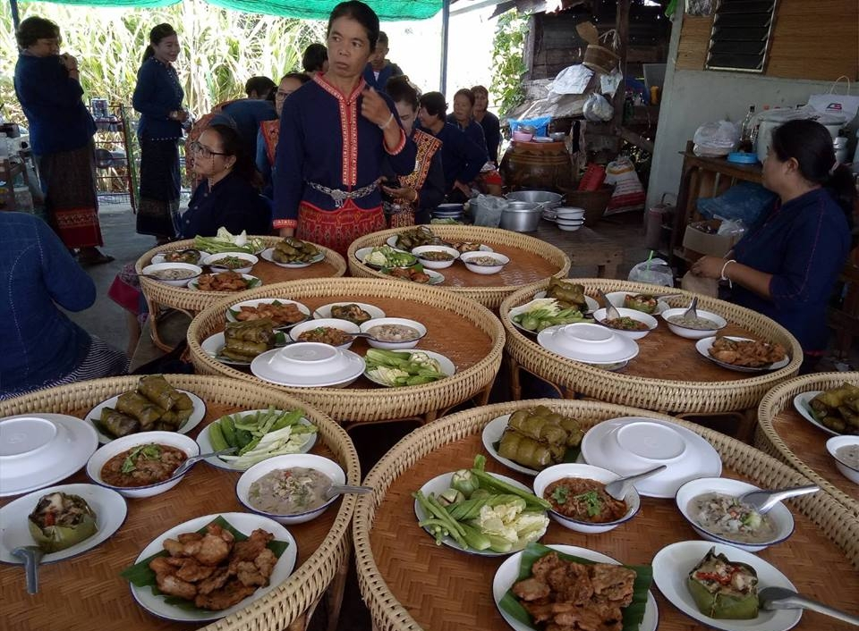 บริษัท ประชารัฐรักสามัคคีชัยนาท (วิสาหกิจเพื่อสังคม) จำกัดพาเยี่ยมชมชุมชนท่องเที่ยว OTOP นวัตวิถี